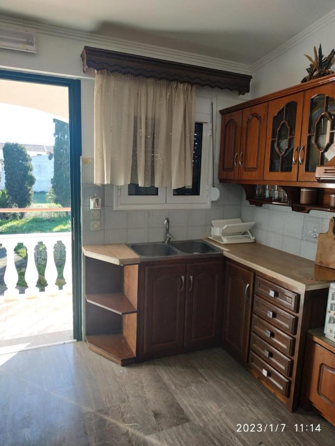 Gerekos And Appartement Agios Georgios (Corfu)